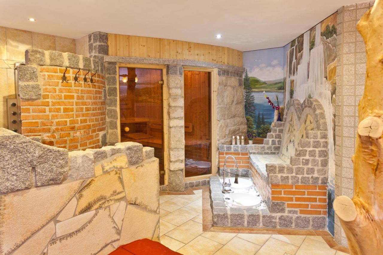 Seebauer-Hotel Die Ente Von Wassertrüdingen Екстериор снимка